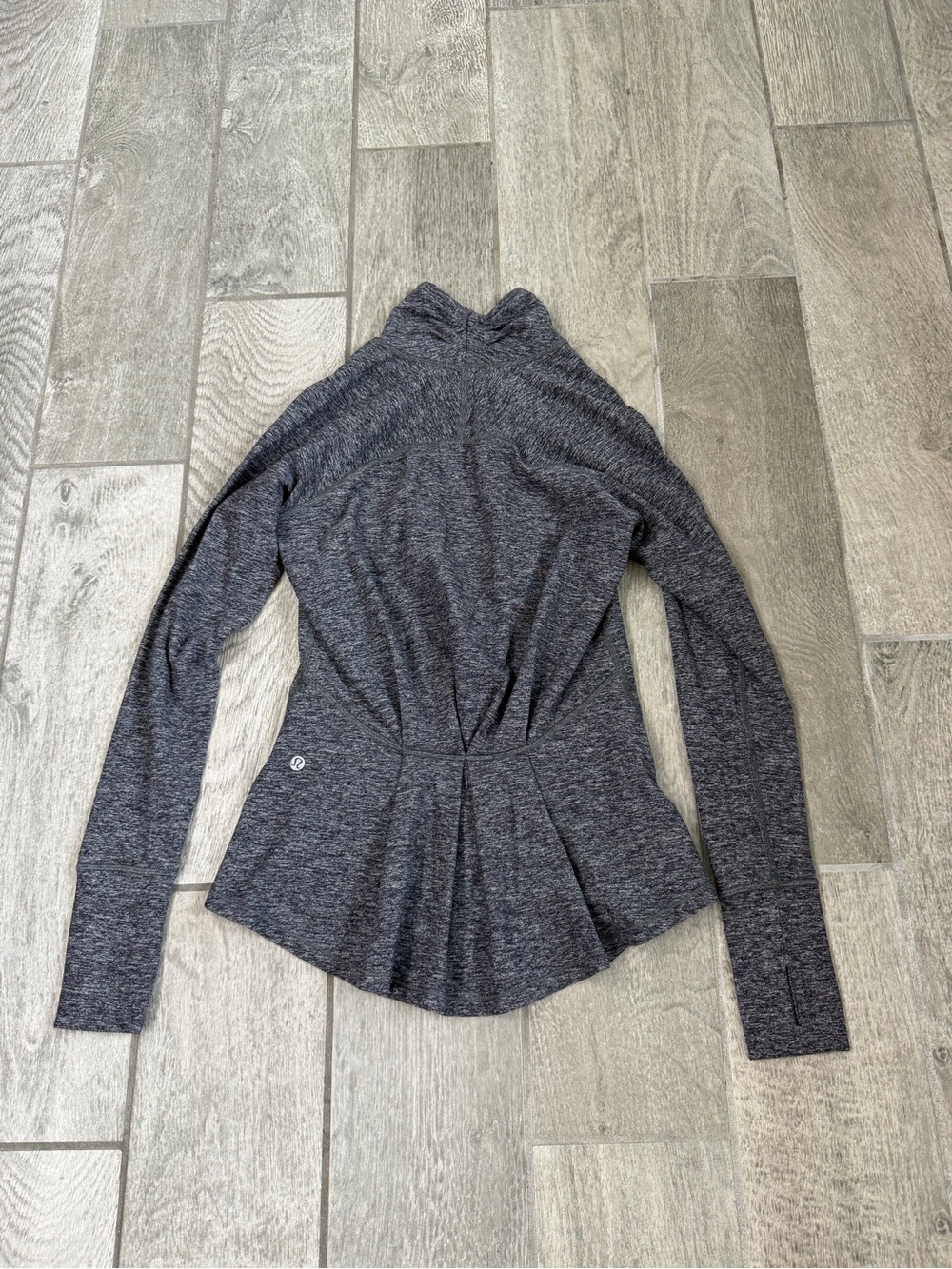 Lululemon Heathered Charcoal Long Sleeve